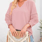🔥Letzter Tag: 60% Rabatt!⏰👚Damen 3/4 Laterne Ärmel Casual V-Ausschnitt T-Shirts plizierte lose Hohlbluse