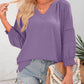 🔥Letzter Tag: 60% Rabatt!⏰👚Damen 3/4 Laterne Ärmel Casual V-Ausschnitt T-Shirts plizierte lose Hohlbluse