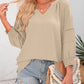 🔥Letzter Tag: 60% Rabatt!⏰👚Damen 3/4 Laterne Ärmel Casual V-Ausschnitt T-Shirts plizierte lose Hohlbluse