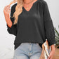 🔥Letzter Tag: 60% Rabatt!⏰👚Damen 3/4 Laterne Ärmel Casual V-Ausschnitt T-Shirts plizierte lose Hohlbluse
