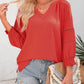 🔥Letzter Tag: 60% Rabatt!⏰👚Damen 3/4 Laterne Ärmel Casual V-Ausschnitt T-Shirts plizierte lose Hohlbluse
